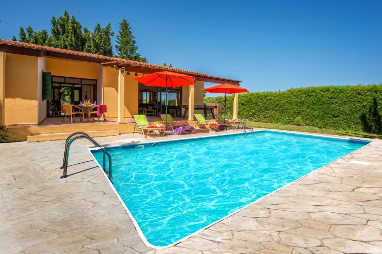Villa Rosie By Villa Plus Polis Bagian luar foto